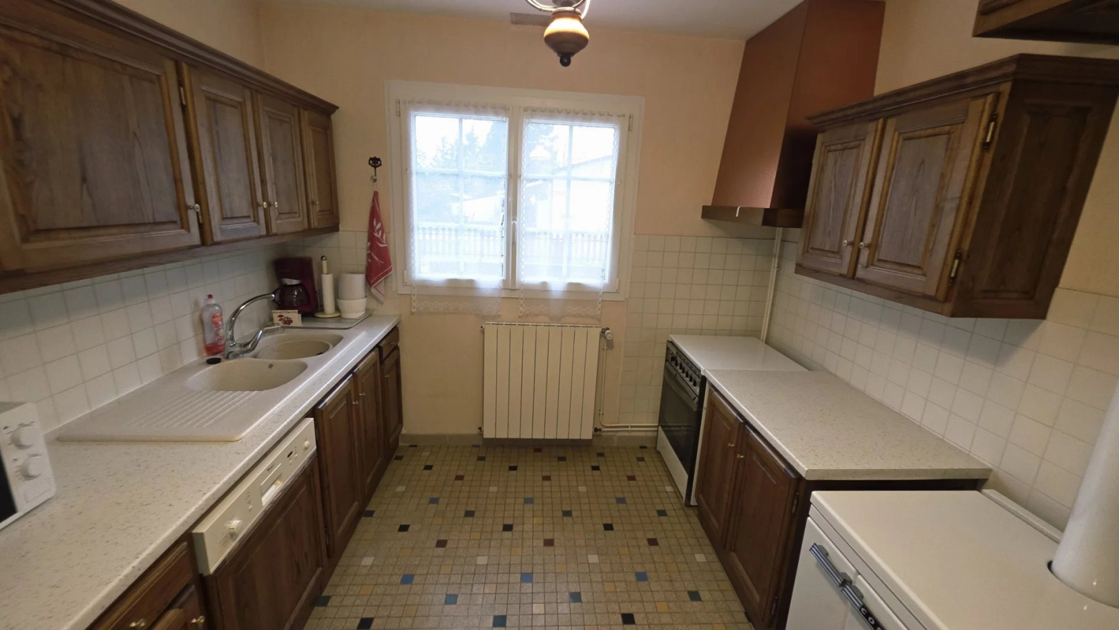 
                                                Vente
                                                 Maison de plain-pied avec grand terrain