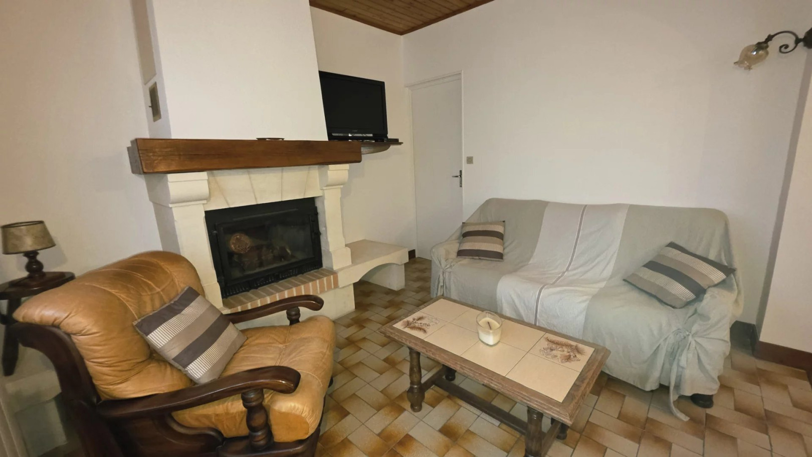 
                                                Vente
                                                 Maison de plain-pied avec grand terrain