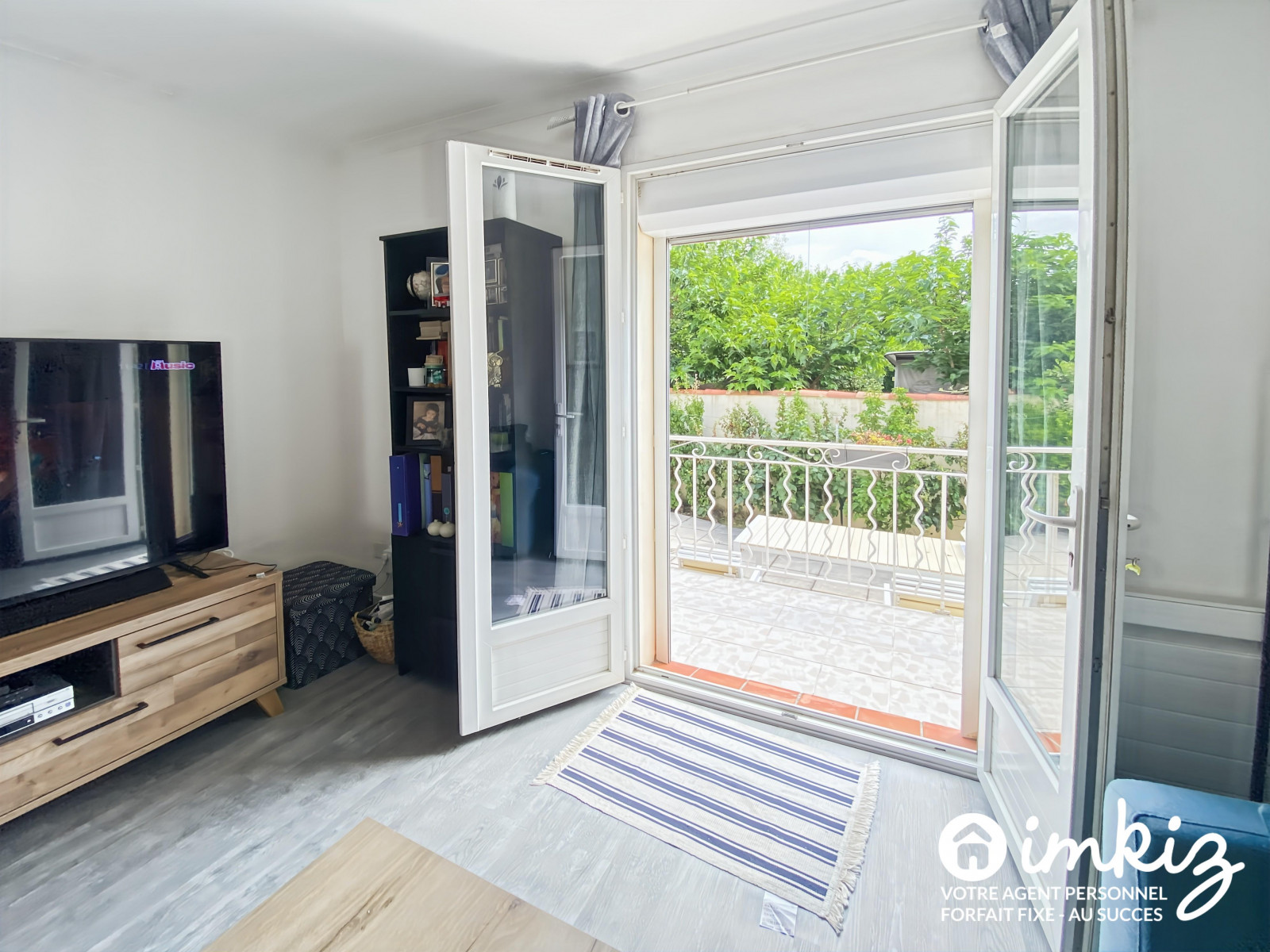 
                                                Vente
                                                 Maison de plain pied  avec jardin et garage