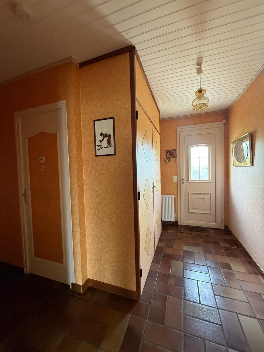 
                                                Vente
                                                 Maison de plain-pied rénovée terrain de 2 862 m2