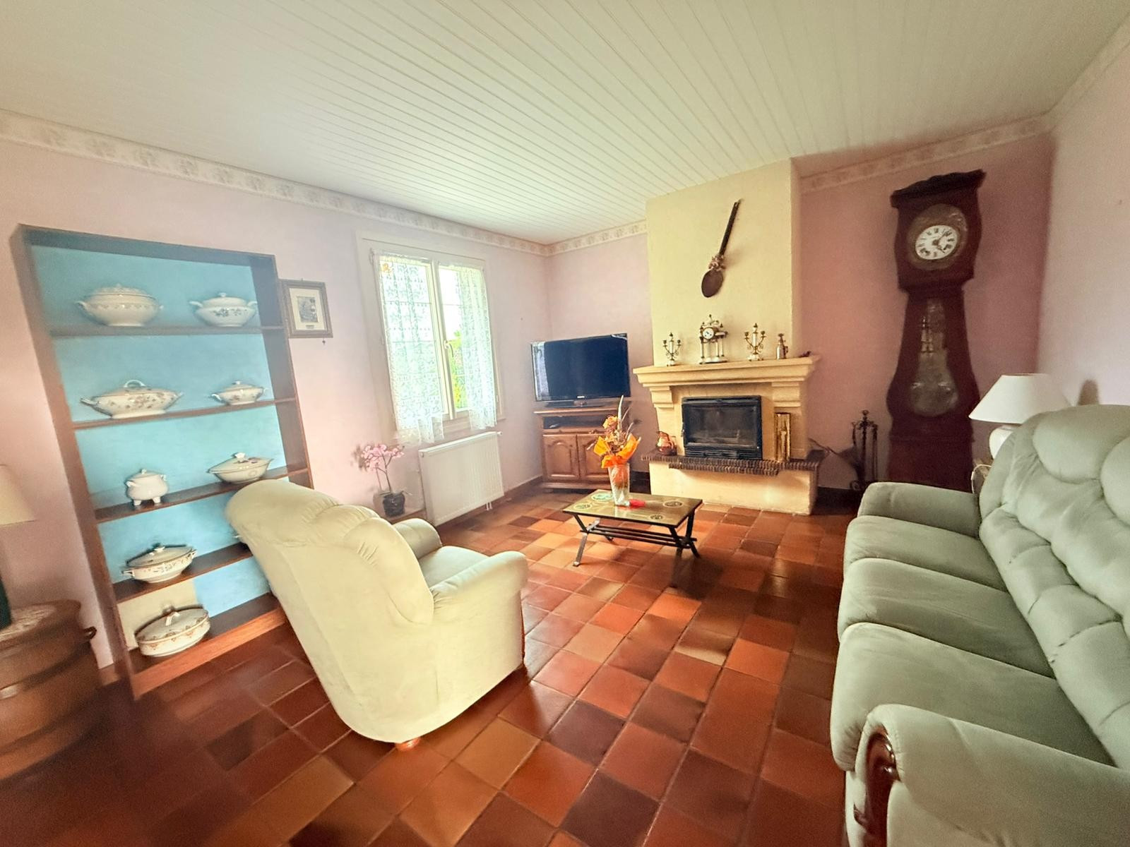 
                                                Vente
                                                 Maison de plain-pied rénovée terrain de 2 862 m2