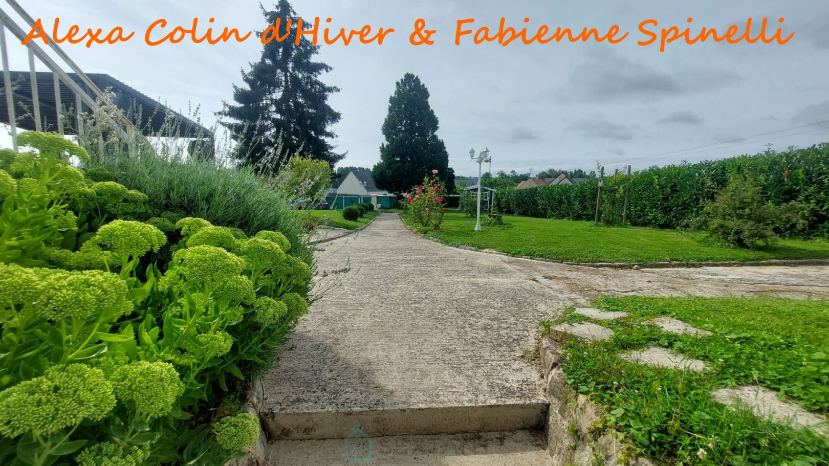 
                                                Vente
                                                 Maison de plain pieds et f1bis indépendant