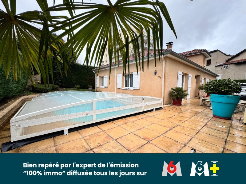 
                                                Vente
                                                 Maison de plein pied de156 avec piscine