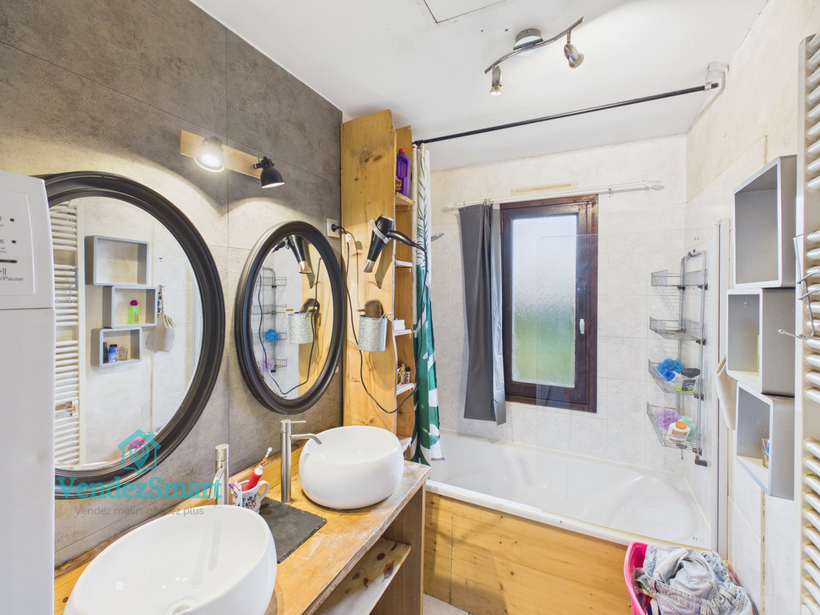 
                                                Vente
                                                 Maison de plein pied sur terrain de 1550m2 environ