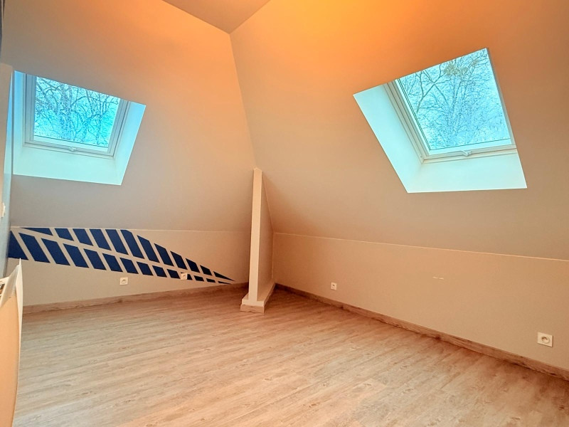 
                                                Vente
                                                 Maison de prestige 450m2- Parc 5300m2- 7 chambres- Proche Chantilly