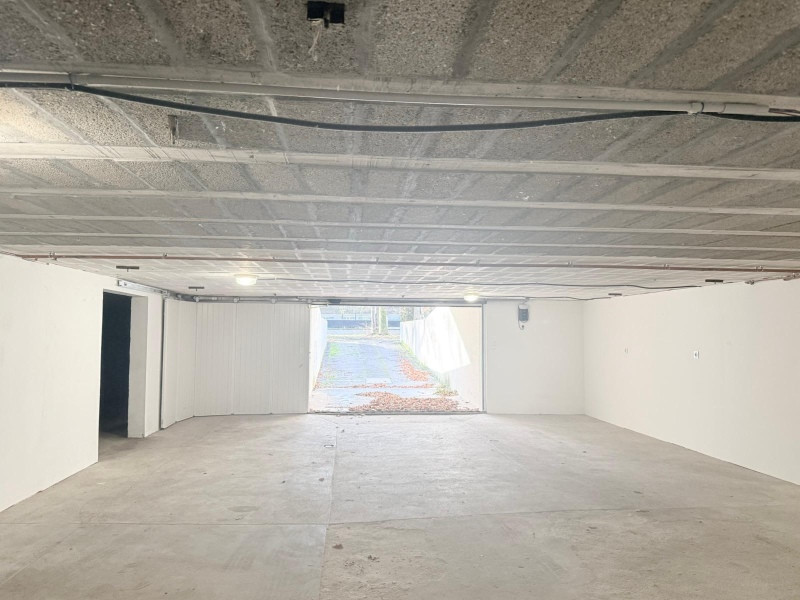
                                                Vente
                                                 Maison de prestige 450m2- Parc 5300m2- 7 chambres- Proche Chantilly