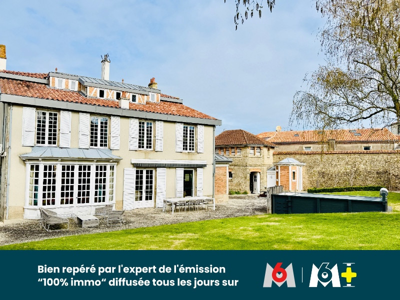 
                                                Vente
                                                 MAISON DE PRESTIGE - PARC PAYSAGE - 304m2