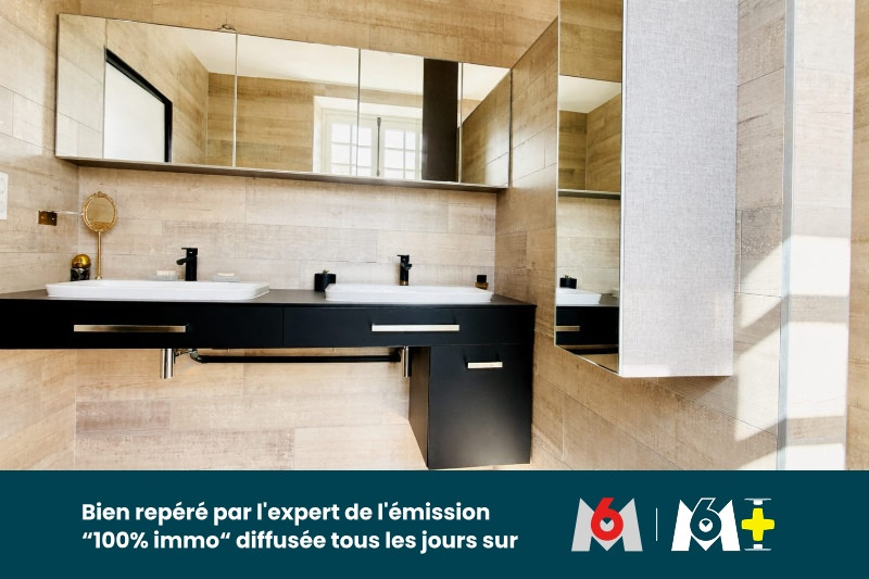 
                                                Vente
                                                 MAISON DE PRESTIGE - PARC PAYSAGE - 304m2