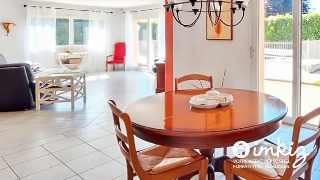 
                                                Vente
                                                 Maison de standing 190 m² piscine et garage double