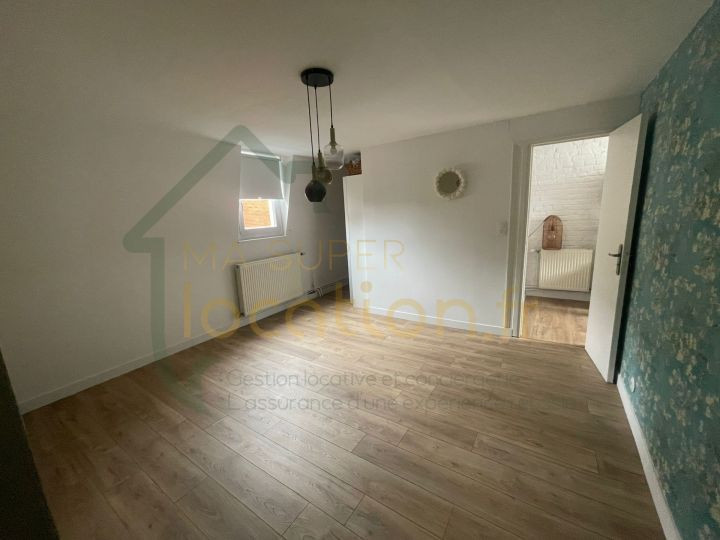 
                                                Location
                                                 Maison de standing 4 chambres dans le centre-ville de SAINT-QUENTIN