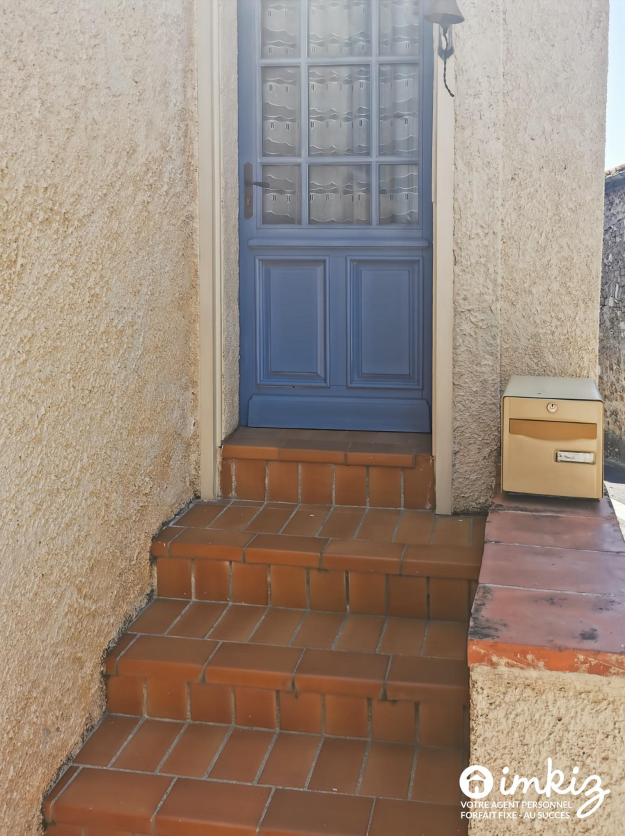 
                                                Vente
                                                 Maison de village 104 m² avec vue mer et montagne