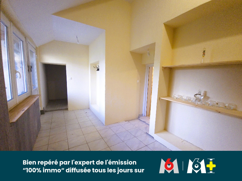 
                                                Vente
                                                 Maison de village 142 m² à Villeneuve-sur-Allier