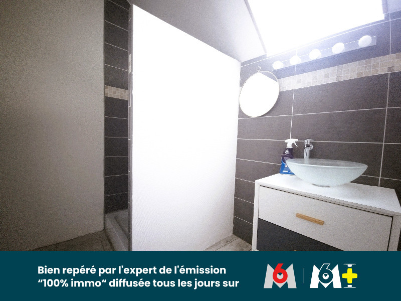 
                                                Vente
                                                 Maison de village 142 m² à Villeneuve-sur-Allier