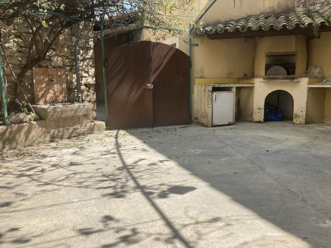 
                                                Vente
                                                 maison de village avec terrasse de 50m²