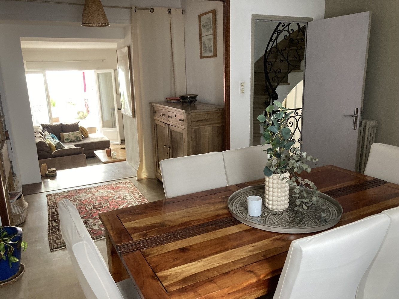 
                                                Vente
                                                 maison de village avec terrasse et garage