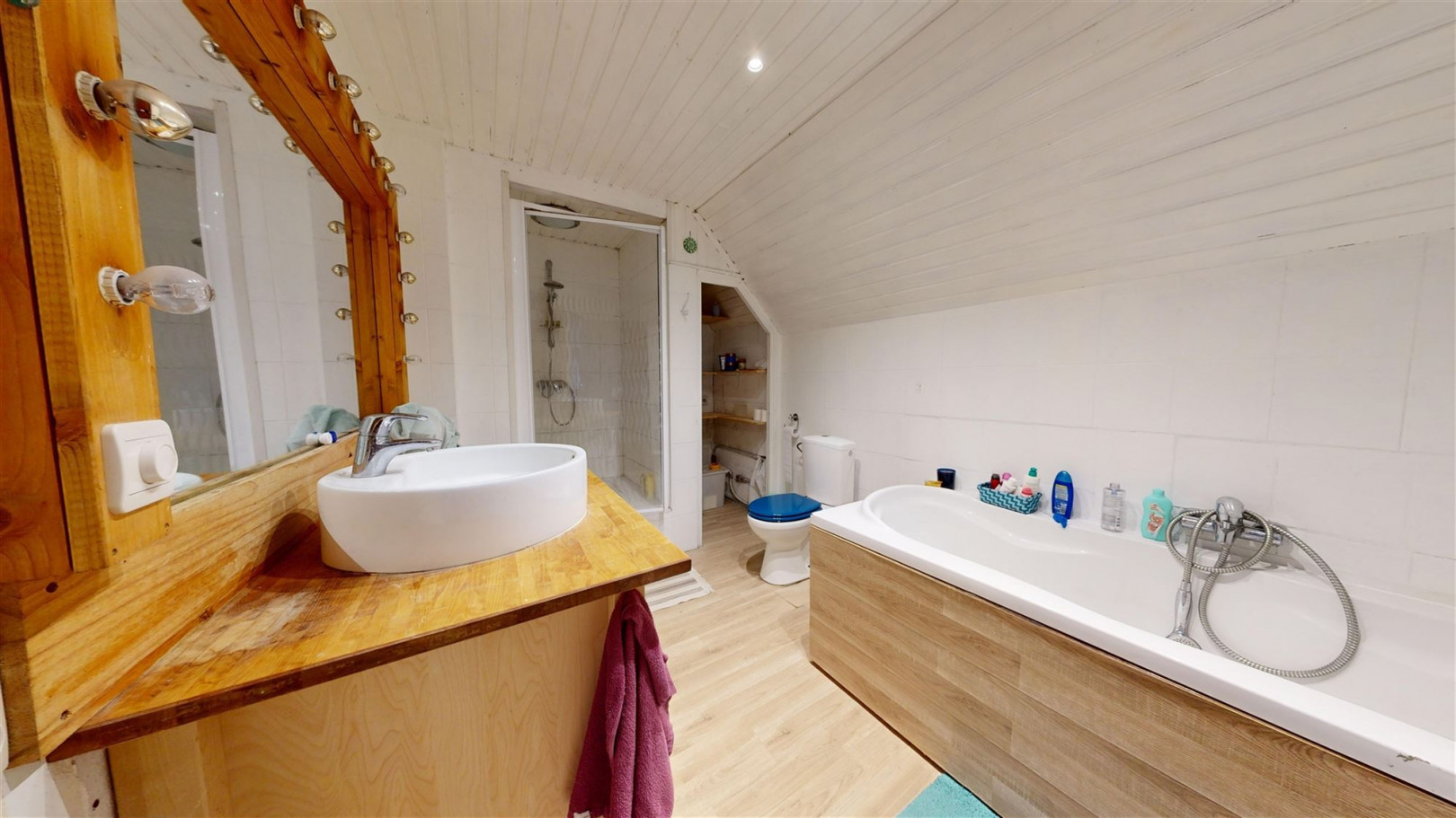 
                                                Vente
                                                 Maison de Village: charme et confort au coeur de la Belgique