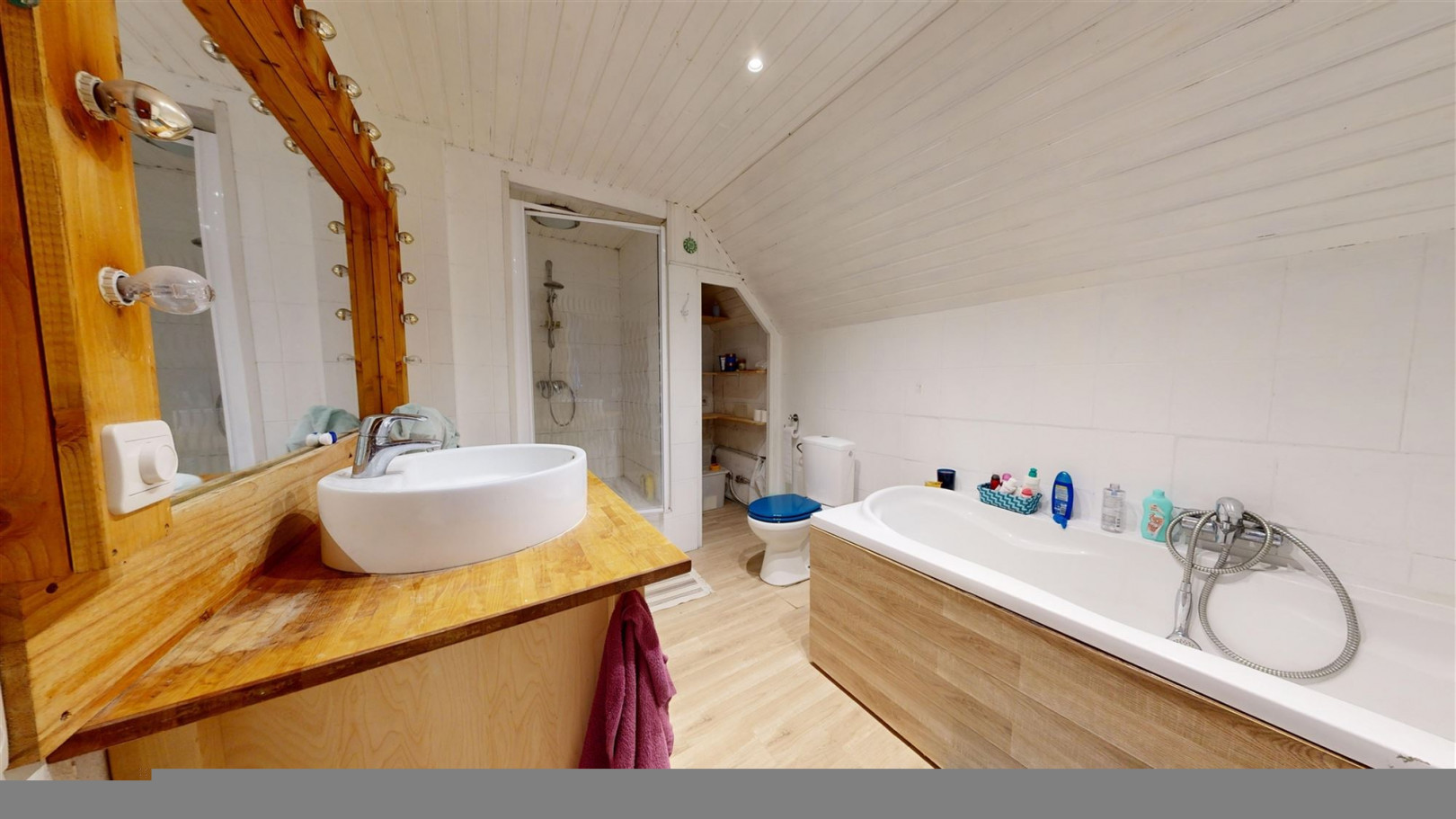 
                                                Vente
                                                 Maison de Village: charme et confort au coeur de la Belgique