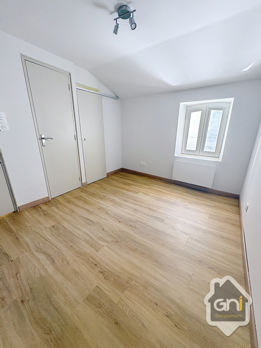 
                                                Vente
                                                 Maison de village de Type 2