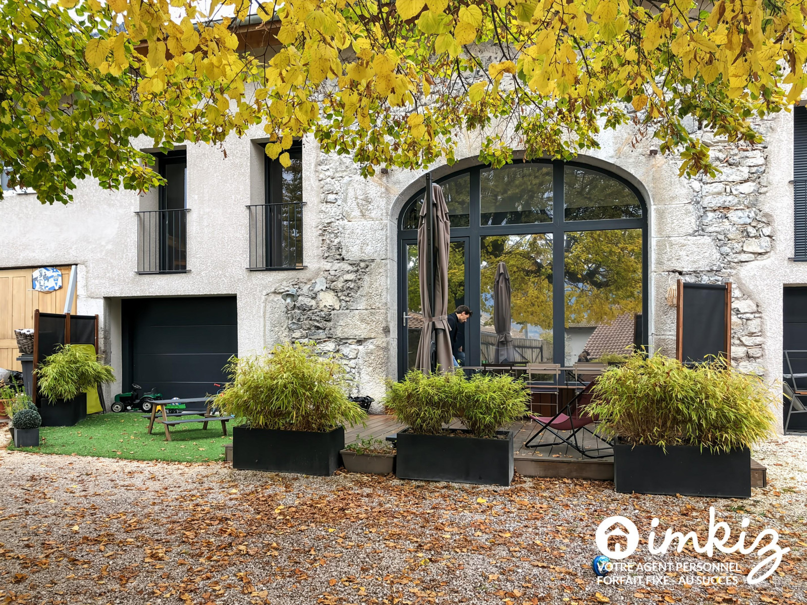 
                                                Vente
                                                 Maison de village rénovée avec cour