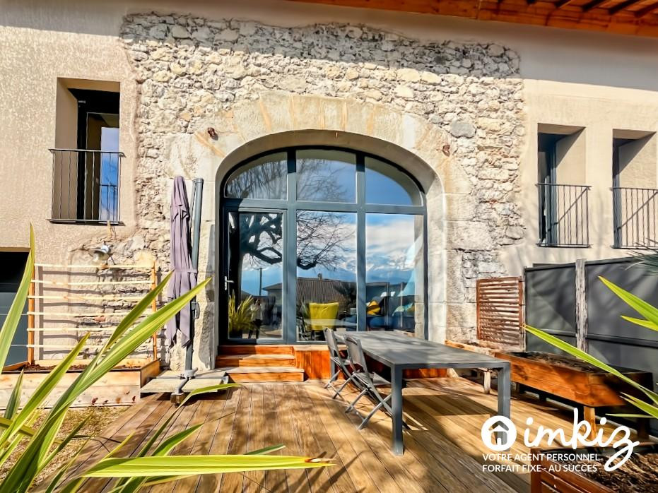 
                                                Vente
                                                 Maison de village rénovée avec cour