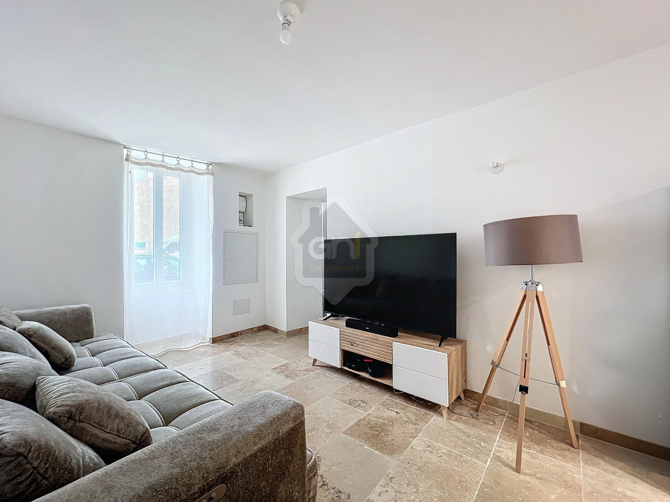 
                                                Location
                                                 MAISON DE VILLAGE T3