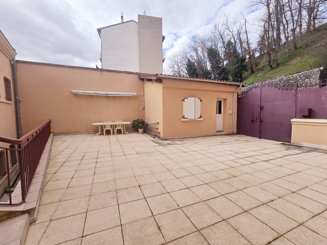 
                                                Vente
                                                 MAISON DE VILLE 170m2-ENDIE IMMOBILIER-THIERS