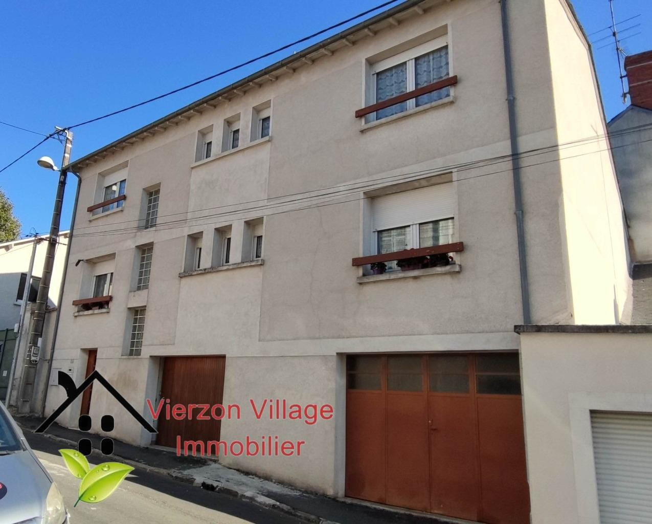 
                                                Vente
                                                 Maison de ville -193 m² - 6 chambres - Vierzon