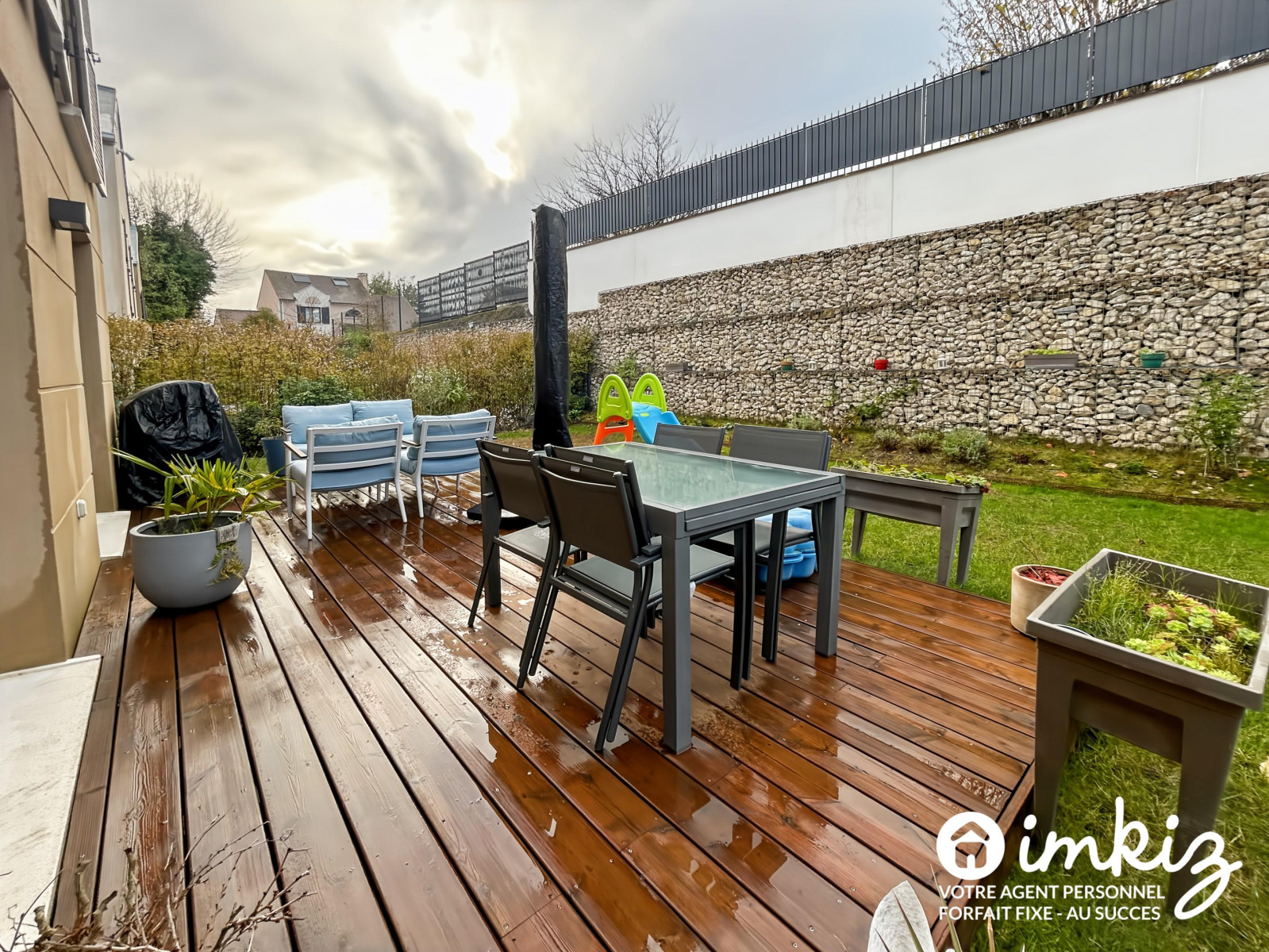 
                                                Vente
                                                 Maison de ville 6 pièces