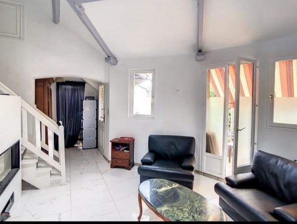 
                                                Vente
                                                 Maison de Ville