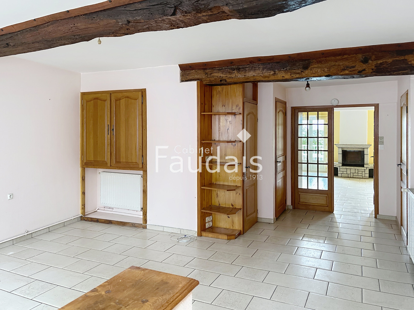 
                                                Vente
                                                 Maison de ville avec ascenseur, garage et jardin, à vendre a