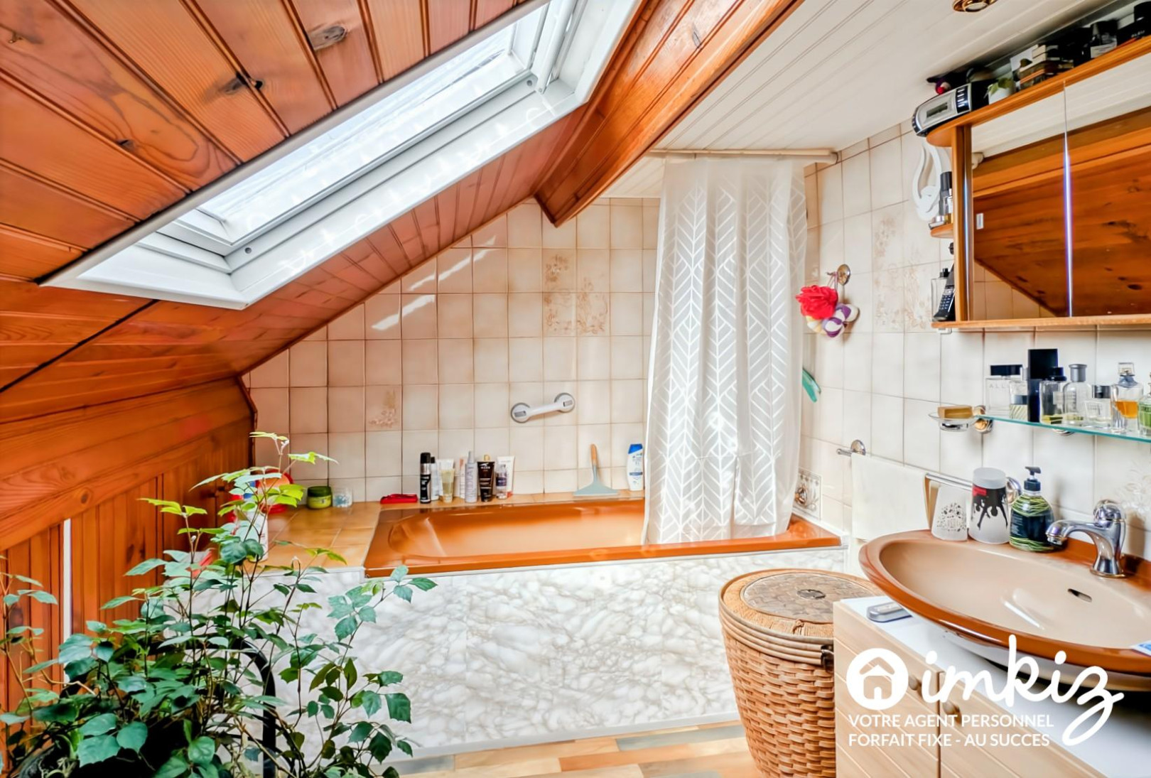 
                                                Vente
                                                 Maison de ville avec jardin