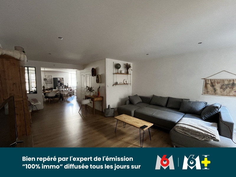
                                                Vente
                                                 Maison de ville avec terrasse