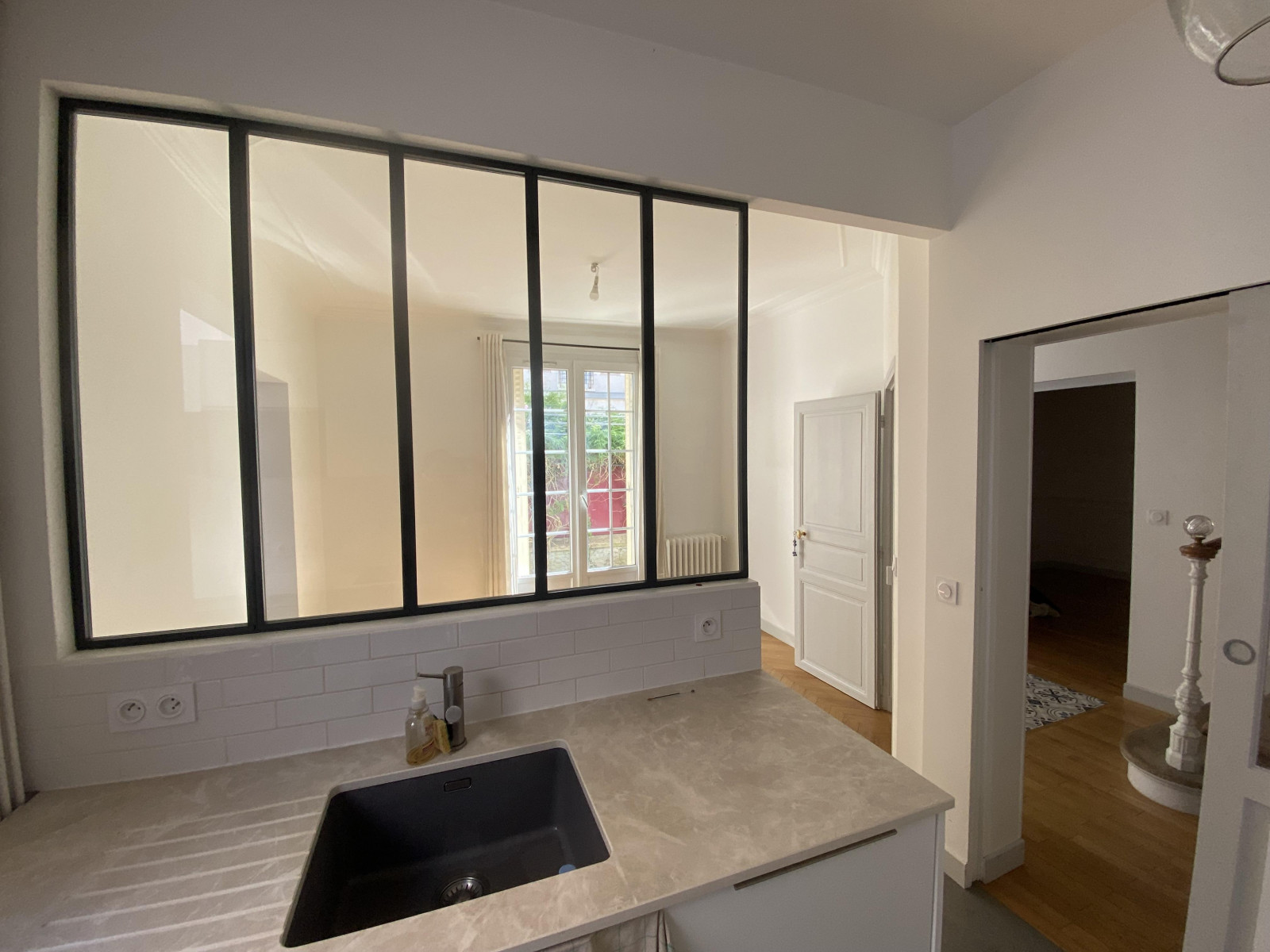 
                                                Vente
                                                 Maison de ville avec terrasse et garage