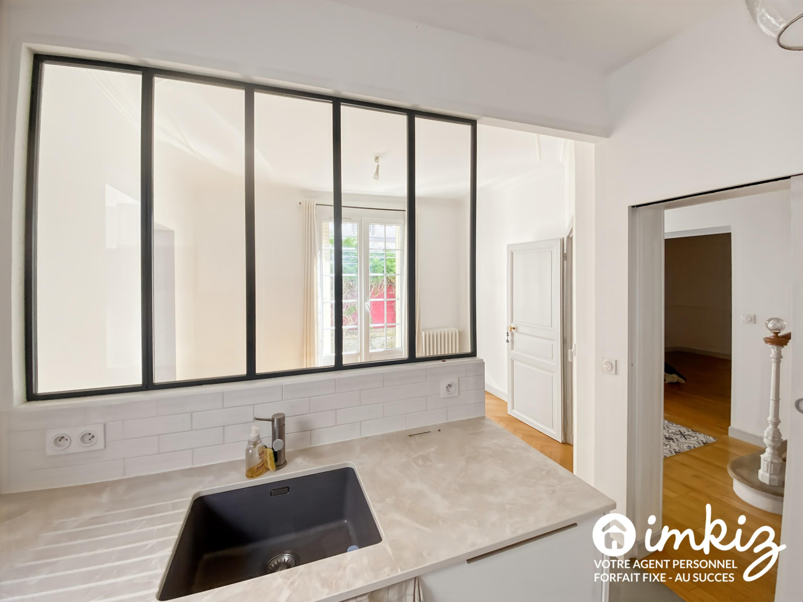 
                                                Vente
                                                 Maison de ville avec terrasse et garage