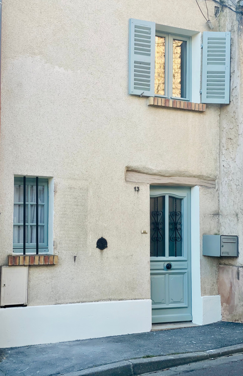 
                                                Location
                                                 Maison de ville cœur de Maule - 40 minutes Paris (loyer tout inclus)