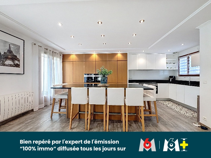 
                                                Vente
                                                 MAISON DE VILLE - DD3498