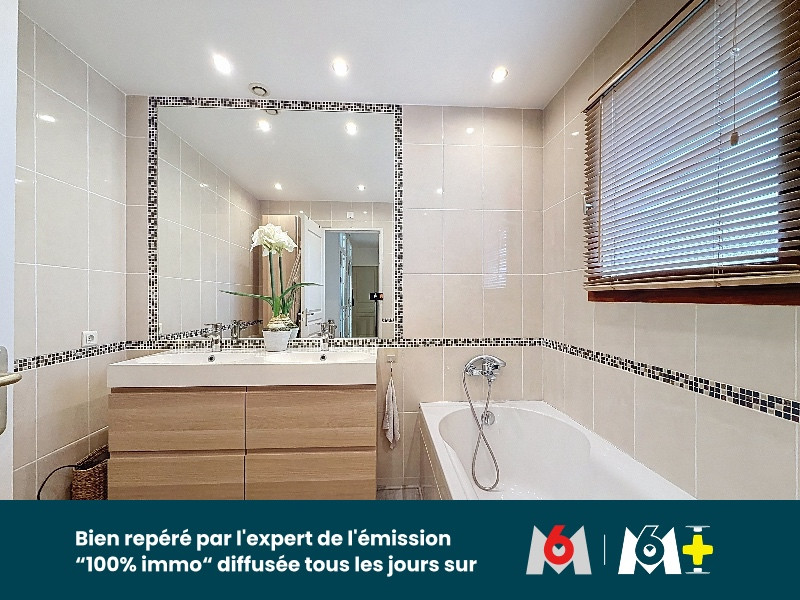 
                                                Vente
                                                 MAISON DE VILLE - DD3498