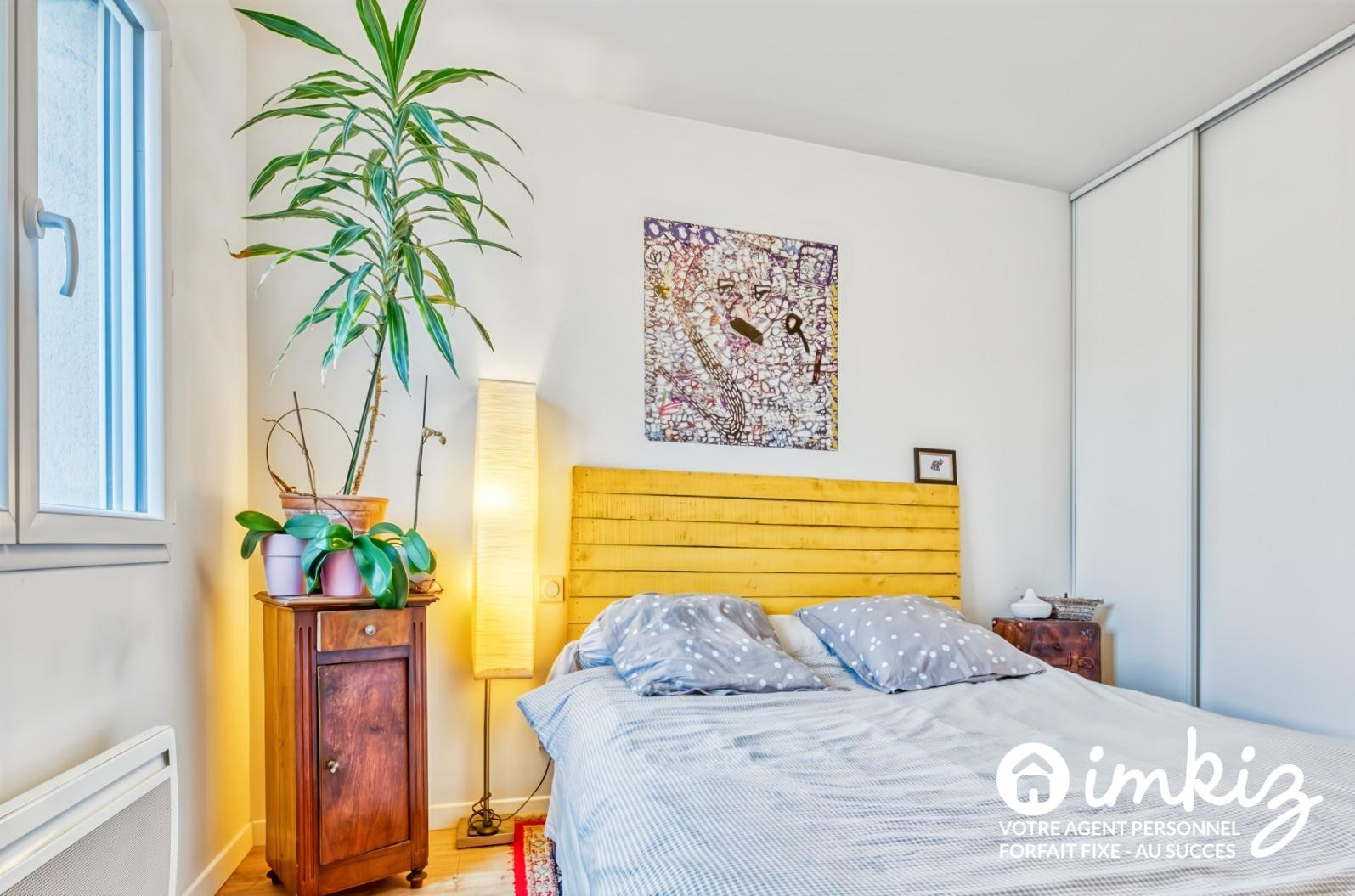 
                                                Vente
                                                 Maison de ville de 4 pièces, sur 2 niveaux
