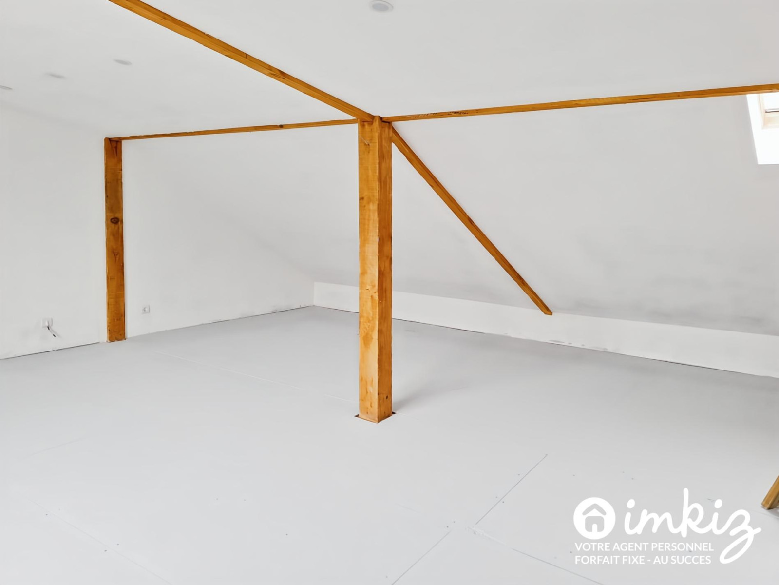 
                                                Vente
                                                 Maison de ville de 6 pièces dans copropriété