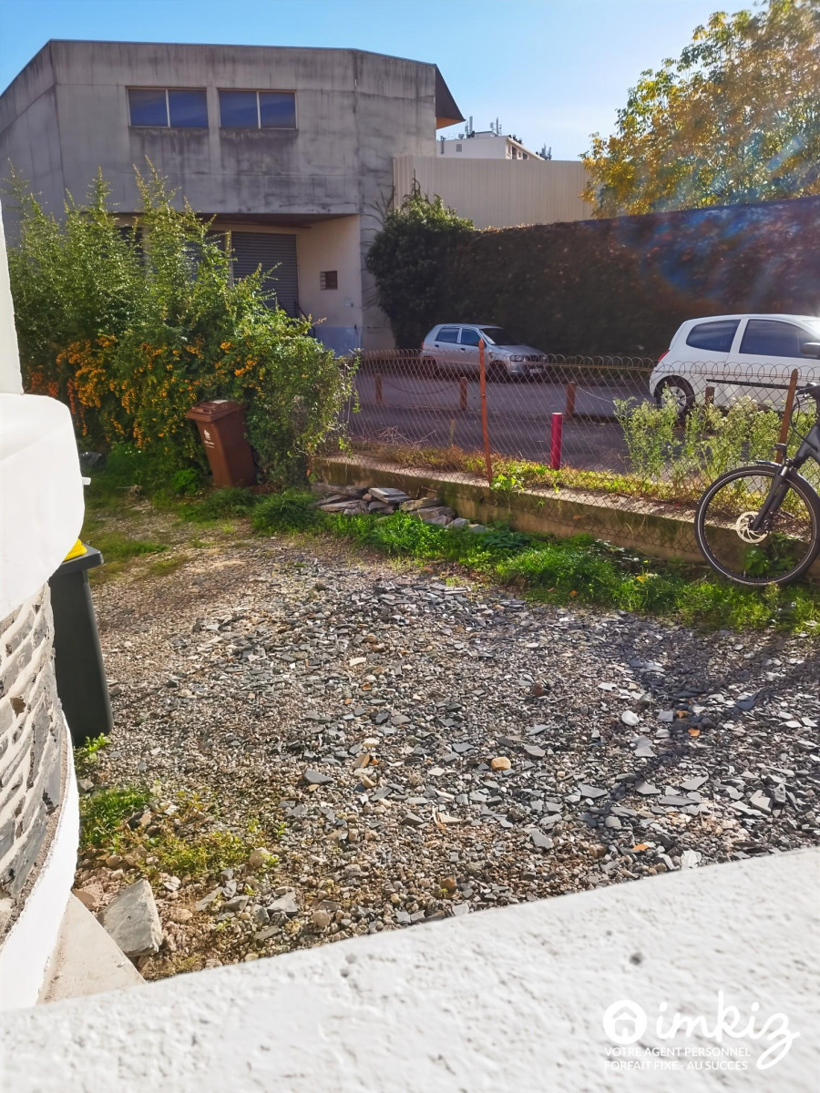 
                                                Vente
                                                 Maison de ville lumineuse au charme unique