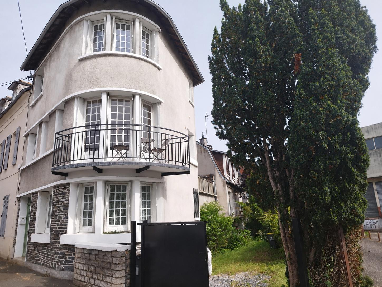 
                                                Vente
                                                 Maison de ville lumineuse au charme unique
