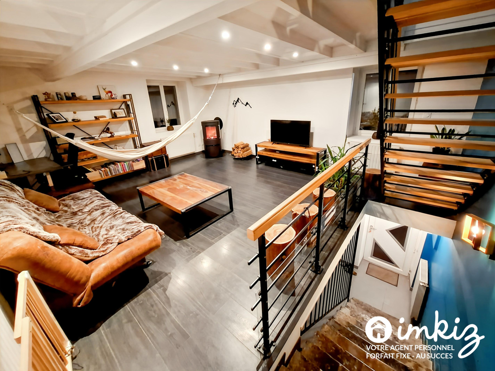 
                                                Vente
                                                 Maison de ville pleine de charme