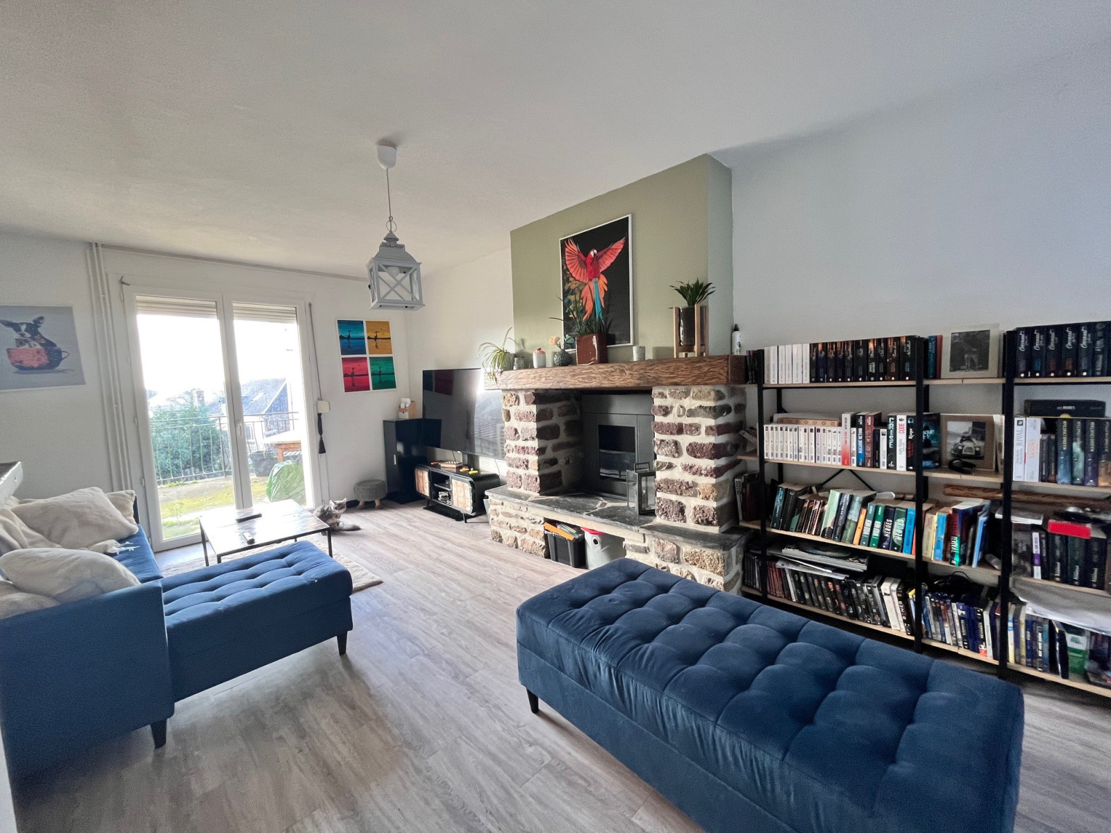 
                                                Vente
                                                 MAISON DE VILLE TORIGNY-TRAVAUX RECENTS