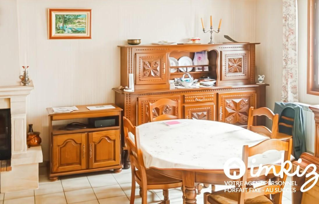 
                                                Vente
                                                 Maison  +   dépendances + terrain