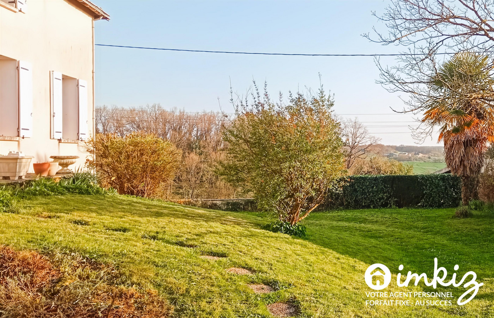 
                                                Vente
                                                 Maison  +   dépendances + terrain