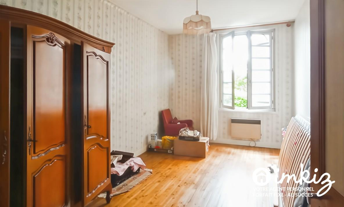 
                                                Vente
                                                 Maison  +   dépendances + terrain