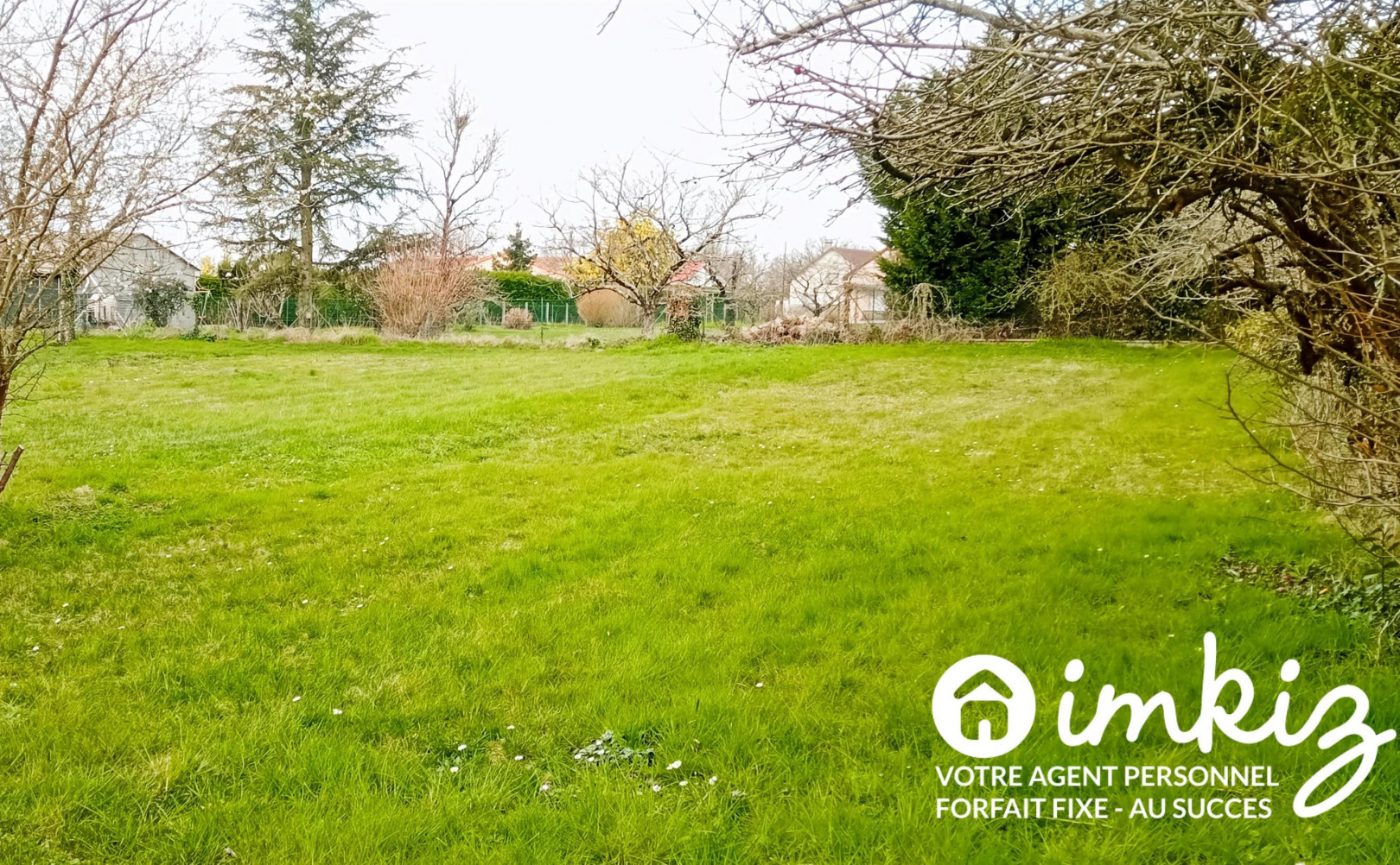 
                                                Vente
                                                 Maison  +   dépendances + terrain