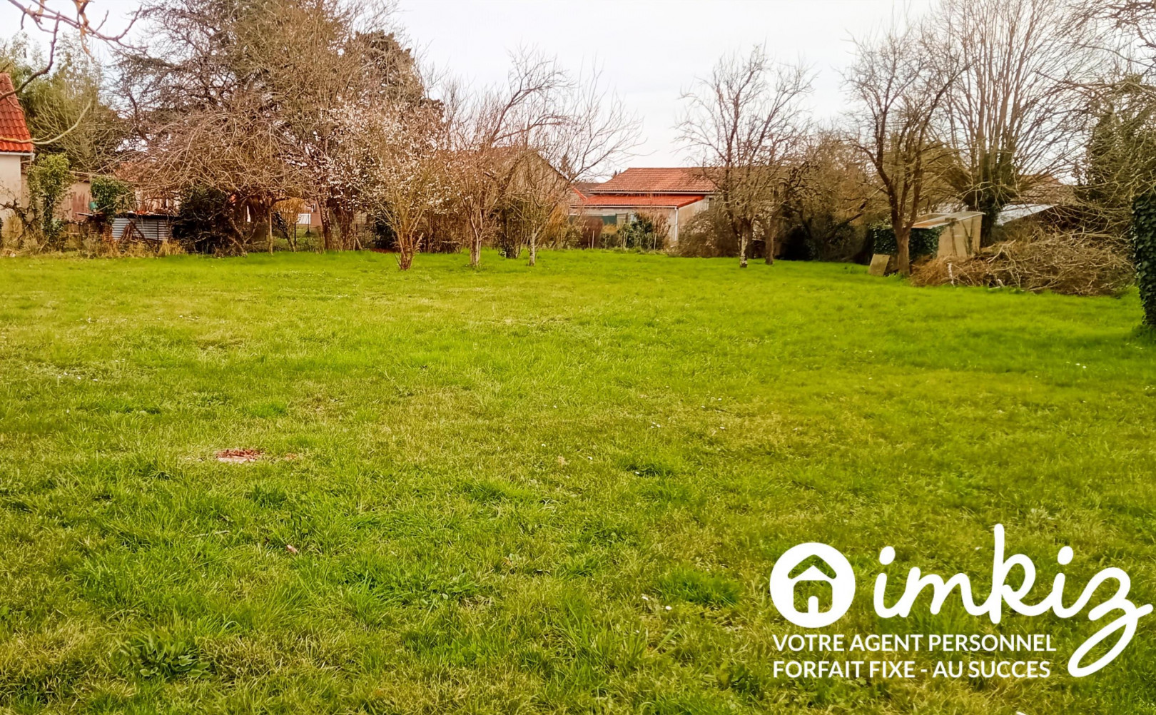 
                                                Vente
                                                 Maison  +   dépendances + terrain