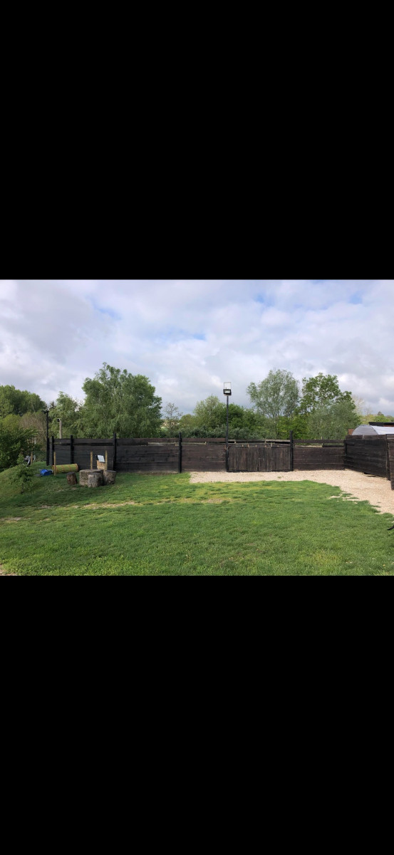 
                                                Vente
                                                 MAISON D'HABITATION AVEC 7HA DE TERRAINS