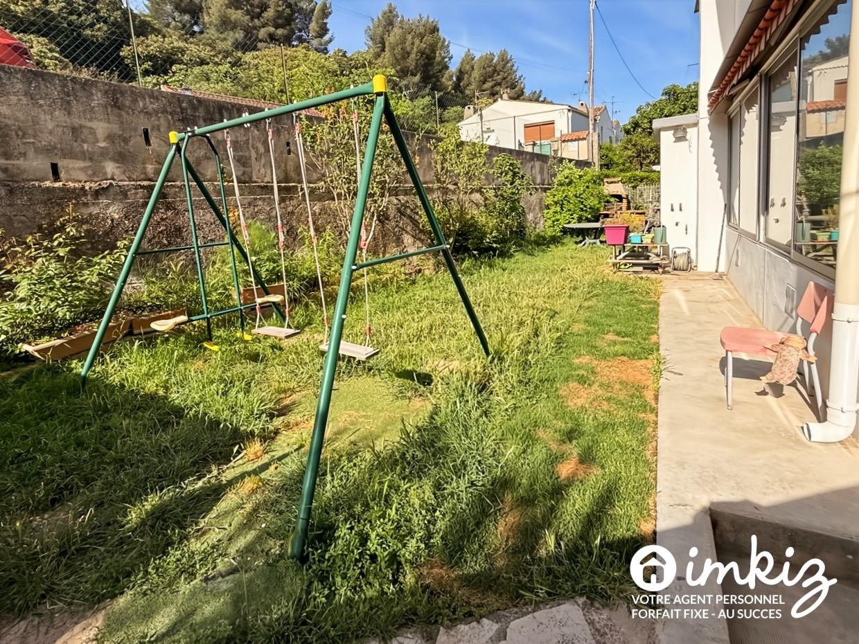 
                                                Vente
                                                 Maison divisé en 2 appartements avec piscine